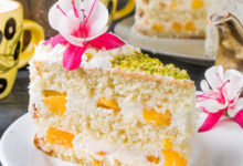 Фото - Нежный творожный торт с персиками