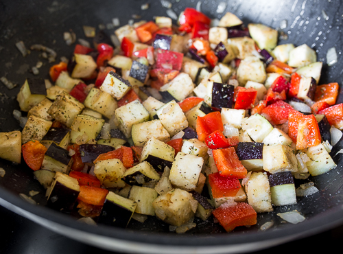 Пилав из перловки с куриными сердечками