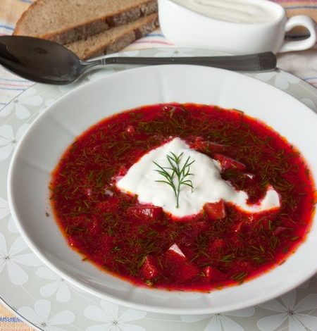 Фото - Холодный суп из свеклы и сладкого перца
