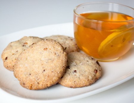 Фото - Сахарное печенье с грецкими орехами